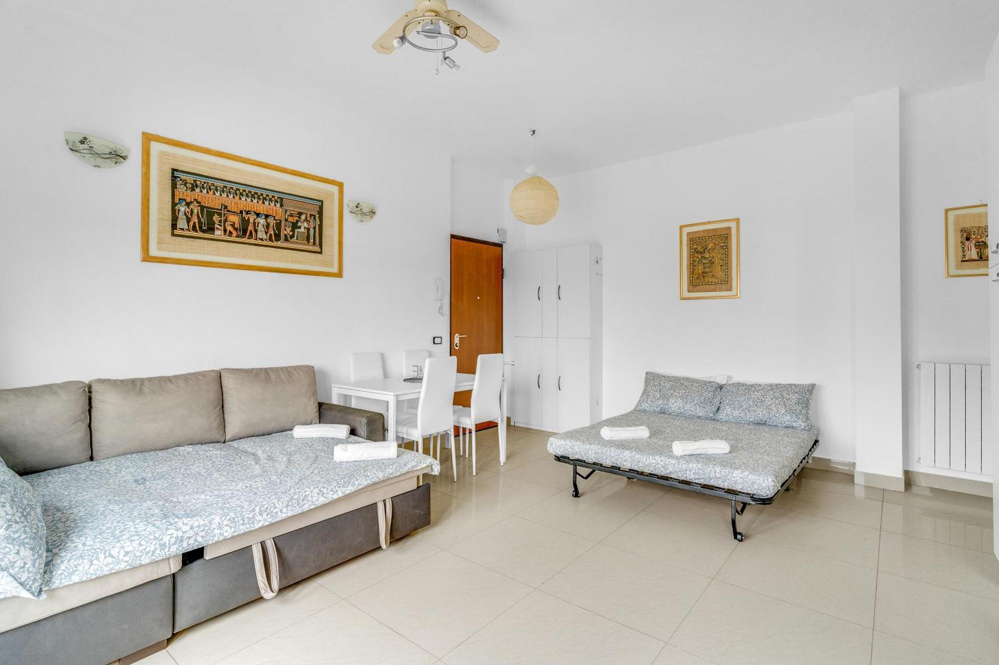 Rog27-Large Apartment With Transport Close To Home- Milán Exterior foto