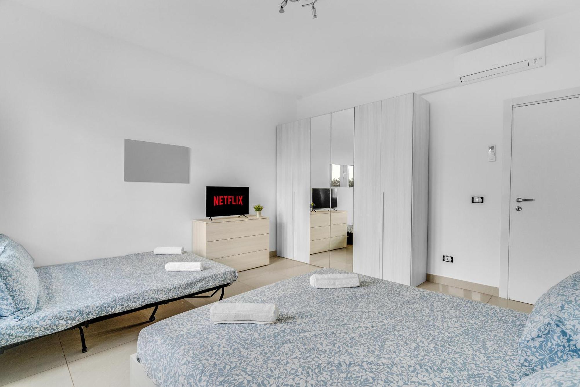 Rog27-Large Apartment With Transport Close To Home- Milán Exterior foto